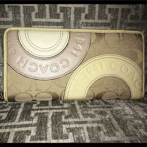 Coach wallet